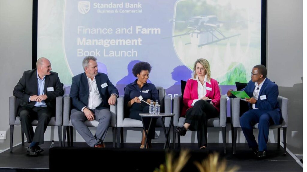 From left to right: Louis van Ravesteyn, head of agribusiness at Standard Bank Group; Dr Danie Jordaan, lecturer of agricultural economics at the University of Pretoria; Dr Kholofelo Thobejane from VKB Group; Dr Melissa van der Merwe, lecturer in the department of agricultural economics at Stellenbosch University; and Wandile Sihlobo, chief economist at Agbiz, gather to discuss advancements in agricultural education and finance. Photo: Supplied/Standard BankFrom left to right: Louis van Ravesteyn, head of agribusiness at Standard Bank Group; Dr Danie Jordaan, lecturer of agricultural economics at the University of Pretoria; Dr Kholofelo Thobejane from VKB Group; Dr Melissa van der Merwe, lecturer in the department of agricultural economics at Stellenbosch University; and Wandile Sihlobo, chief economist at Agbiz, gather to discuss advancements in agricultural education and finance. Photo: Supplied/Standard Bank