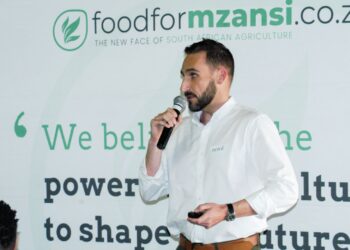 Pieter van Niekerk, the principal sales manager for AgriCarbon at Anthesis, speaks at Food For Mzansi’s Emergency Summit on Climate Change and Agriculture. He highlighted the potential of carbon credits for South African farmers. Photo: Food For Mzansi