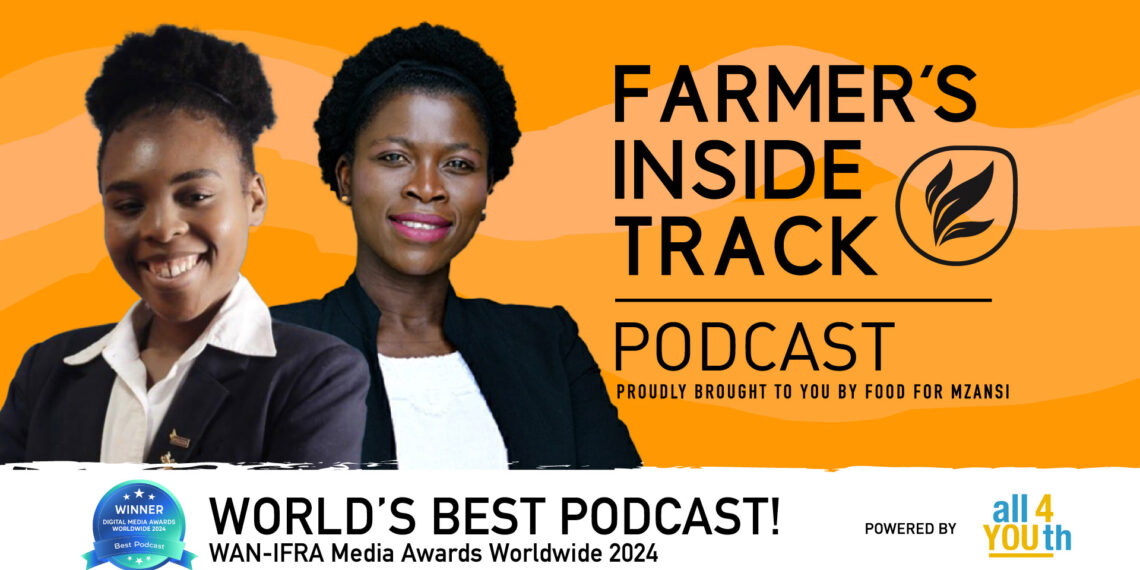 Comfort Tshisikule and Masego More discuss opportunities for the youth in agriculture.
Photo: Food For Mzansi