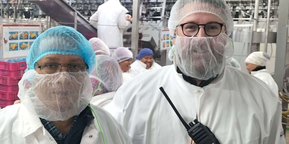 Western Cape minister of agriculture, economic development and tourism, Dr Ivan Meyer, and Martin Minnie, head of production at Elgin Free Range Chickens. Photo: Supplied/Food For Mzansi