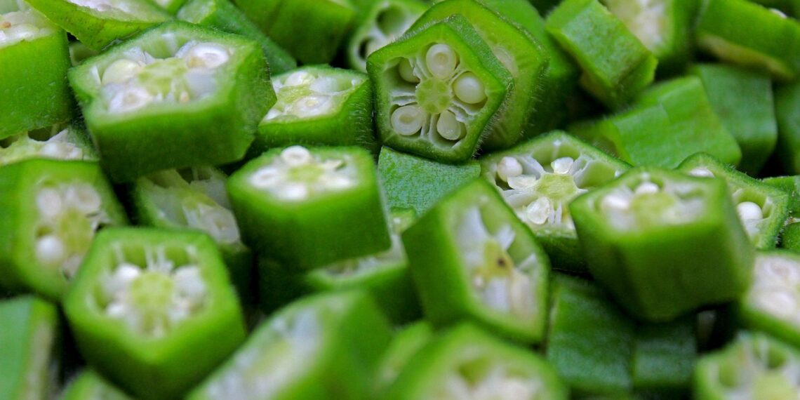 Okra is known to support blood circulation, alleviate chronic constipation, and its seeds are rich in antioxidants, making them helpful for managing diabetes. Photo: Pixabay