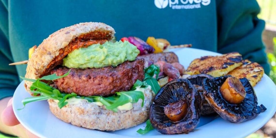 Restaurants earned points for plant-based mains, sides, and desserts, plus menu clarity. Photo: ProVeg South Africa