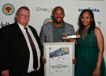 Brink and Magida take top honours at 2024 AWSA Awards
