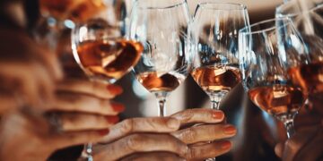 South Africa’s wine industry embraces ESG practices, focusing on sustainability and social responsibility to meet global market demands and ensure a resilient future. Photo: Supplied/Food For Mzansi