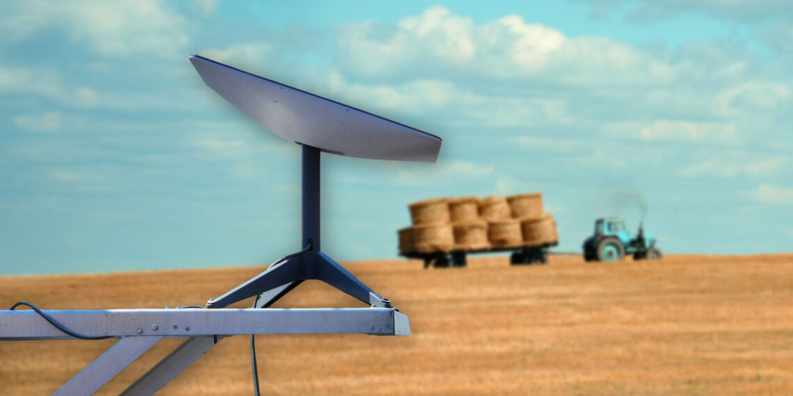 Farmers need help — no signal, no safety. Some say Starlink’s internet could change that, bringing reliable connectivity to even the most remote areas. Photo: Supplied/Food For Mzansi