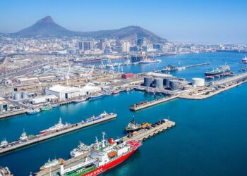 R1 billion down the drain as port delays cripple fruit exporters