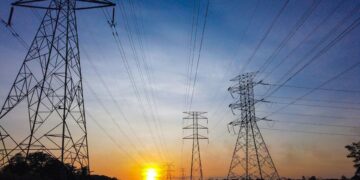 Electricity tariff hikes following a Nersa–Eskom settlement are set to squeeze South African farmers further, driving up irrigation, storage, and production costs across the agricultural sector. Photo: Pexels