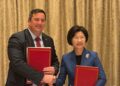 South Africa's agriculture minister, John Steenhuisen, and Minister Sun Meijun of China’s General Administration of Customs (GACC). Photo: Supplied/Food For Mzansi