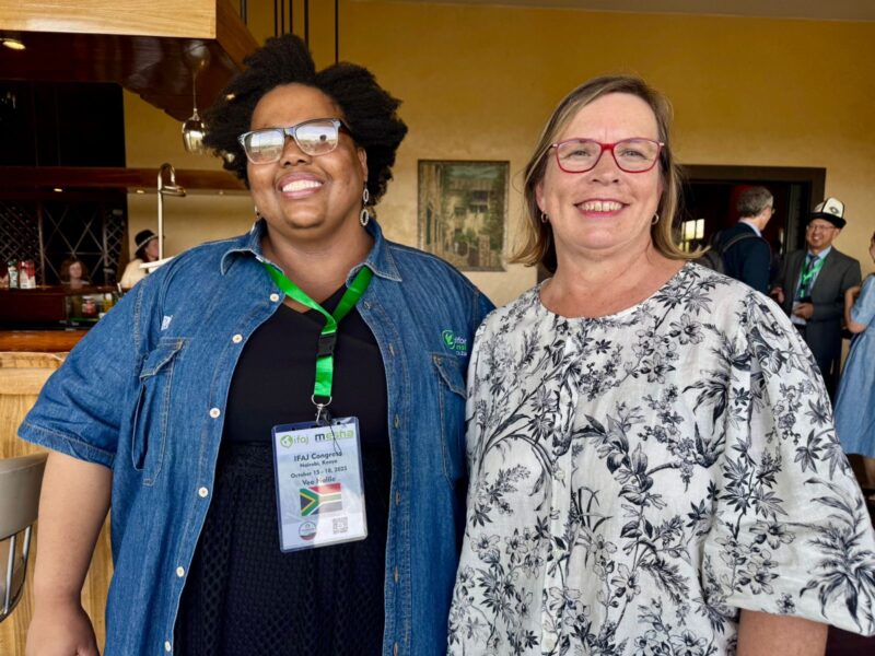 Food For Mzansi journalist Vateka Halile and IFAJ treasurer Magda du Toit are the only South Africans at the IFAJ Congress in Nairobi, representing the country on the global stage of agricultural journalism. Both are members of Agricultural Writers SA. Photo: Supplied/Food For Mzansi