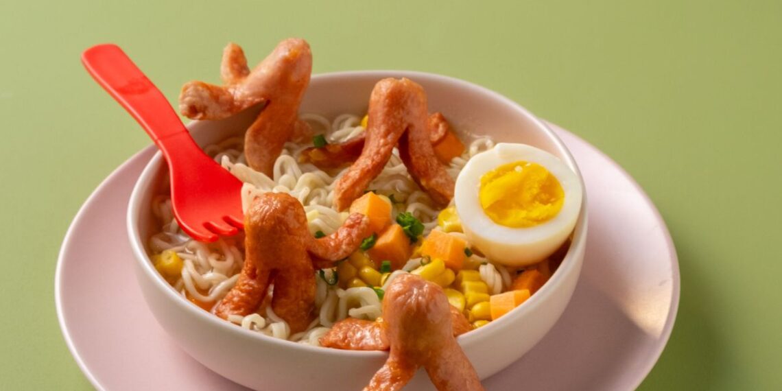 Dinner just got a whole lot more fun! Eskort Kiddos Flingas, Wim Wams, and Tonkies turn mealtime into a playful, protein-packed family feast. Photo: Supplied/Food For Mzansi