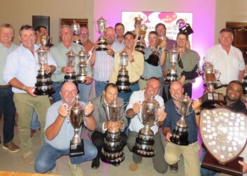 All the proud winners Ceres Fruit Growers Awards. Photo: Tru-Cape Marketing
