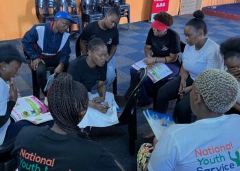 Young ECD Champions from aRe Bapaleng empower parents and kids through play-based learning in underserved communities. Photo: Seriti