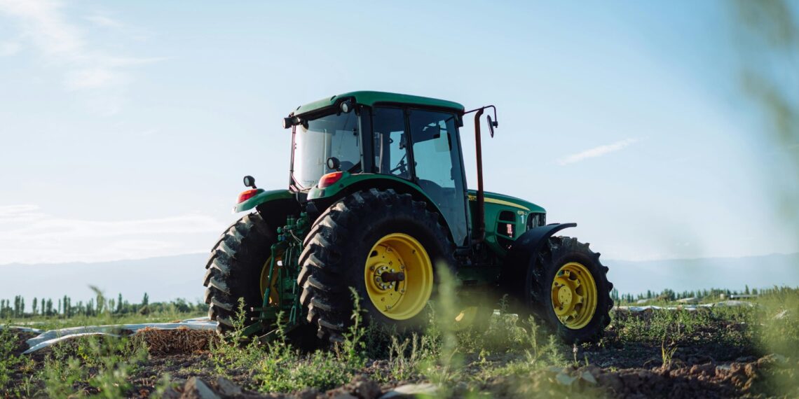 In South Africa’s high-risk farming environment, farm insurance is no longer optional. Lunga Njara highlights how the right cover helps farmers manage climate risk and protect long-term business sustainability. Photo: Pexels