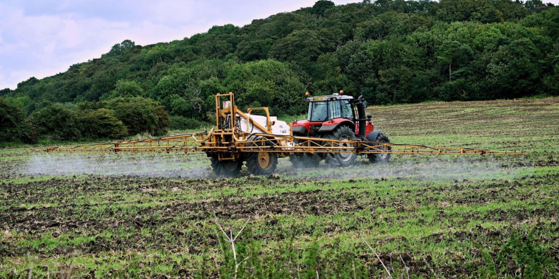 Rising diesel and fertiliser costs, driven by global oil market volatility and geopolitical tensions in the Middle East, are placing increased pressure on South African farmers by raising transport and input expenses and potentially affecting crop profitability. Photo: Pexels