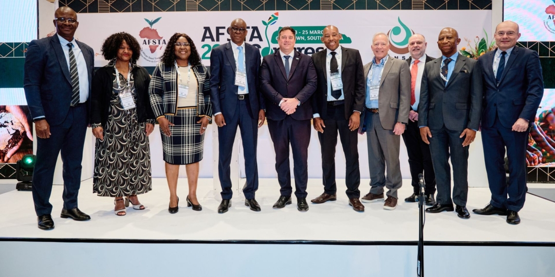 Agriculture minister John Steenhuisen with delegates of the AFSTA Congress. Photo: AFSTA