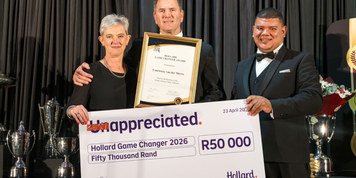 Louis Lourens, a director of Fair Cape Dairies, received the third annual Game Changer Award on behalf of Courtenay van der Merwe, new product development manager at Fair Cape Dairies. Photo: Agri-Expo