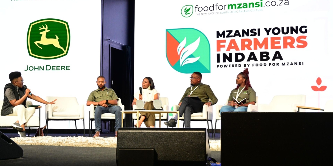 Motshidisi Modise, Dibesho Serage, Nompumelelo Sibalukhulu, and Thabo Dithakgwe discuss land battles, mentorship gaps and market hurdles at the Mzansi Young Farmers Indaba. Tumelo Mothotoane (far left) was the facilitator. Photo: Food For Mzansi