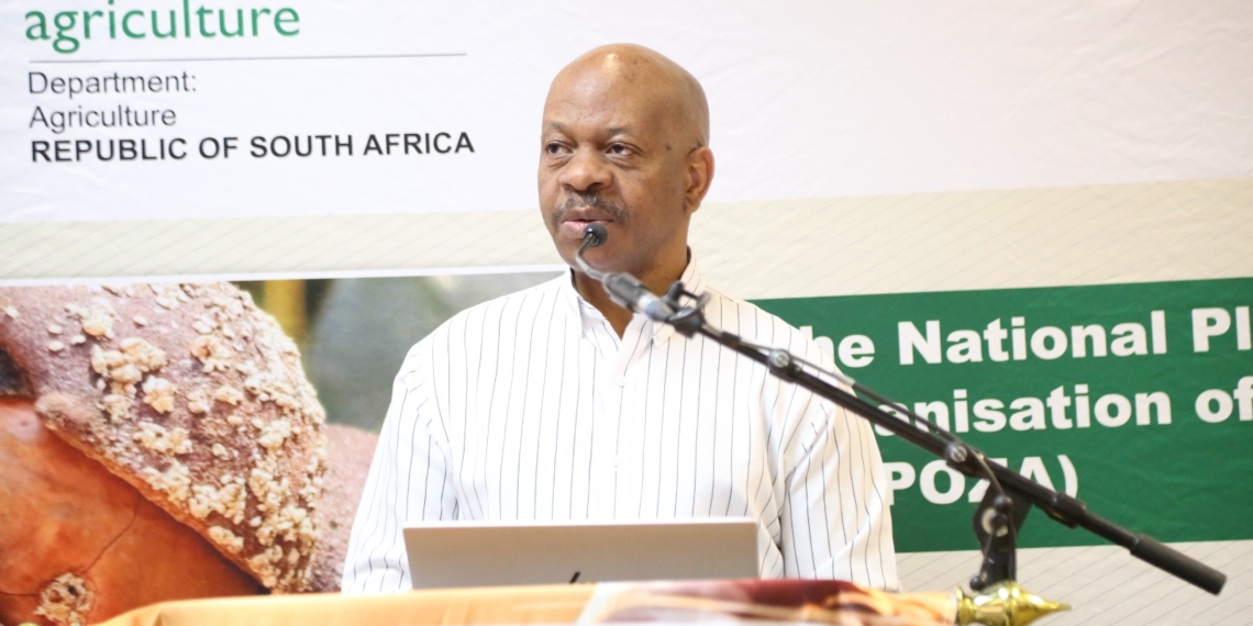 Deputy director-general Dipepeneneng Serage delivers the keynote address at the International Day of Plant Health commemoration in Mbombela, Mpumalanga. Photo: Supplied/Food For Mzansi