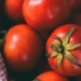 Freshly harvested tomatoes on display at a local market, highlighting ongoing discussions around tomato prices and supply dynamics in South Africa’s fresh produce value chain. Photo: Supplied/Food For Mzansi