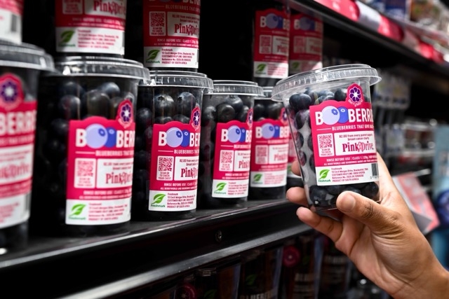 For every cup of Booberries sold, Checkers and BerryWorld will each donate R1 to PinkDrive to support breast-health education and screening services. Photo: Supplied/Food For Mzansi