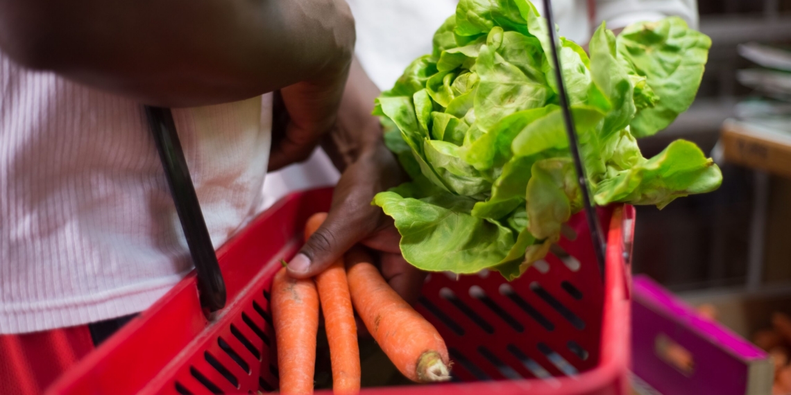 South Africa’s fresh produce markets face heavy downward pressure as rising supply outpaces consumer demand. Photo: Kampus Production/Pexels